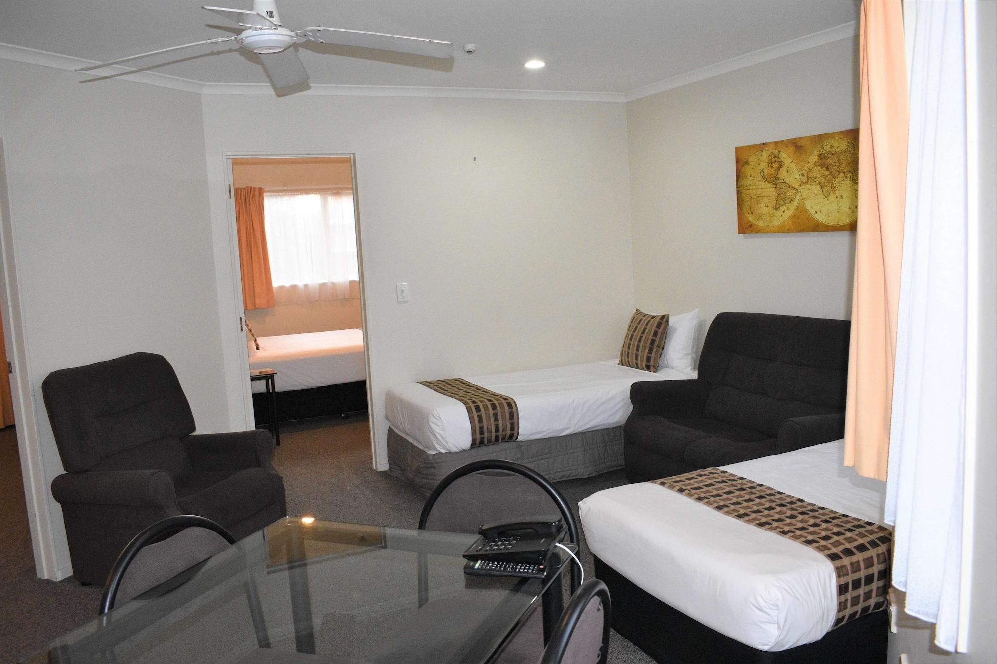 Bks Pioneer Motel Auckland Esterno foto